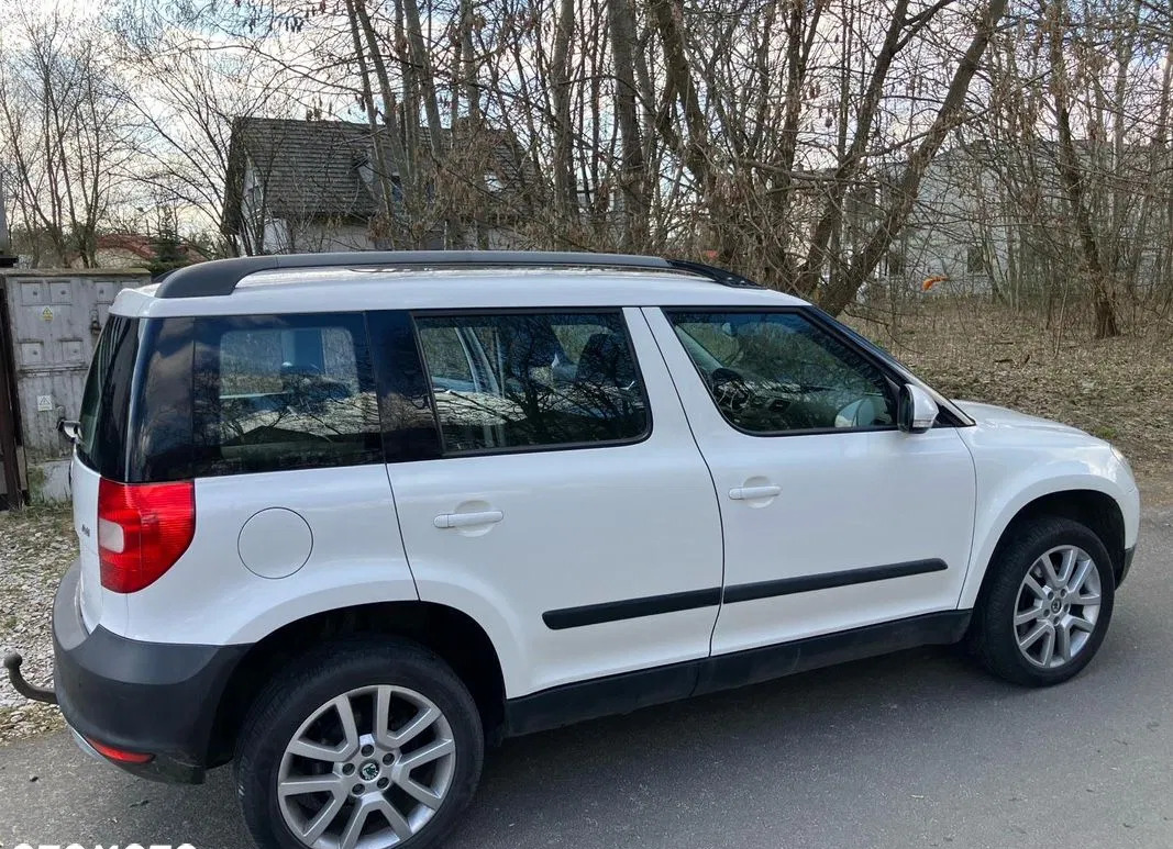 mazowieckie Skoda Yeti cena 27900 przebieg: 247000, rok produkcji 2010 z Warszawa